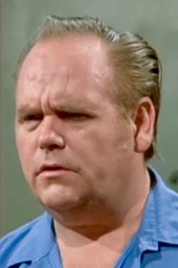Thom Carney headshot