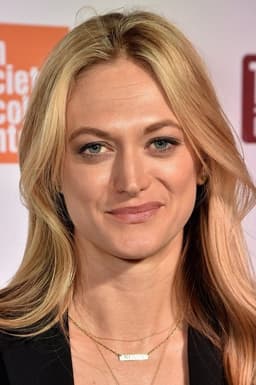 Marin Ireland headshot
