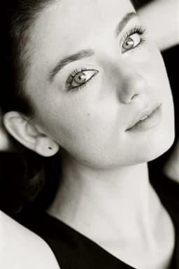 Anna B. Shaffer headshot