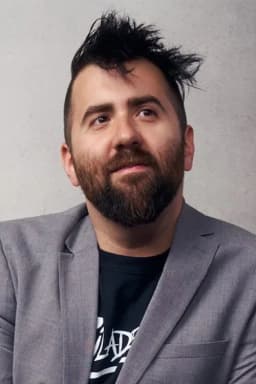 Tommy Avallone headshot