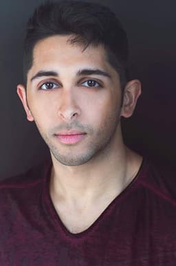 Nik Sadhnani headshot