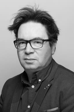Guillaume Aretos headshot