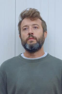Font García headshot