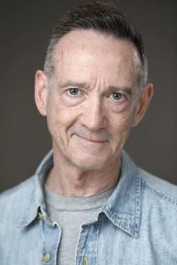 Charles Green headshot