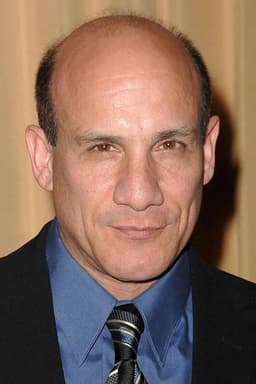Paul Ben-Victor headshot