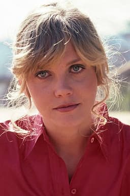 Ann Dusenberry headshot
