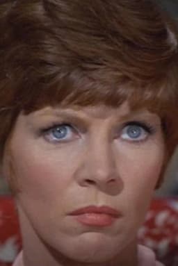 Sarah Lawson headshot