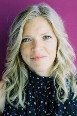 Liisa Repo-Martell headshot