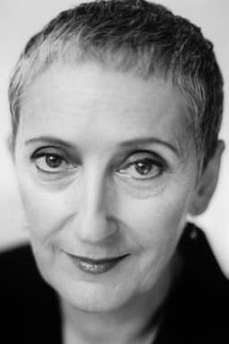 Kerry Walker headshot