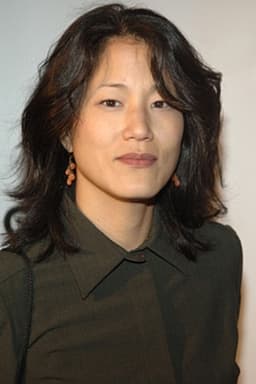 Jacqueline Kim headshot