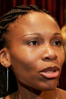 Leleti Khumalo headshot