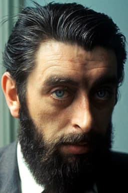 Ronnie Drew headshot