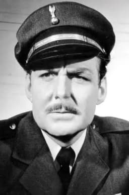 Ed Hinton headshot