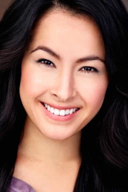Margaret Ying Drake headshot
