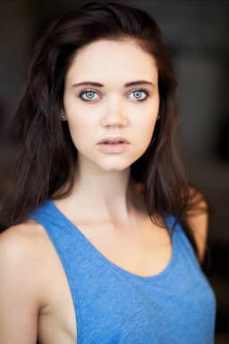 Kayleigh Gilbert headshot