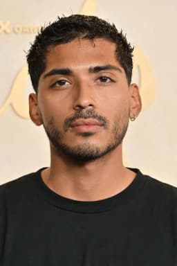 Michael Garza headshot