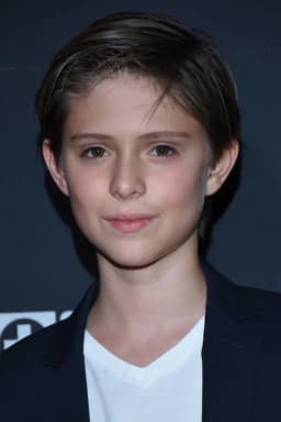 Carlos Peralta headshot