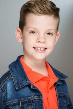 Kyle Hodgson headshot