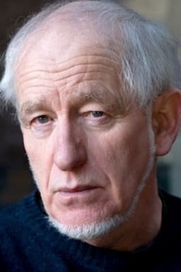Matthew Walker headshot