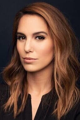 Christy Carlson Romano headshot