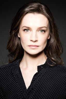 Catherine Walker headshot