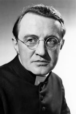 Arthur Shields headshot