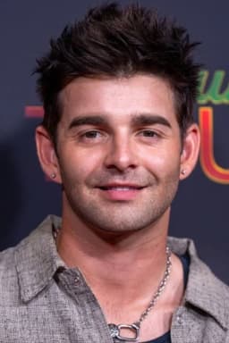 Jack Griffo headshot