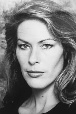 Mary Woronov headshot