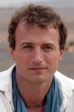 Crispin Bonham-Carter headshot