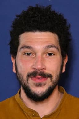 Joel Fry headshot