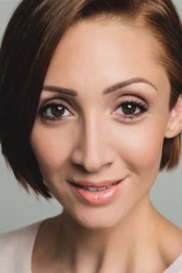 Lucy-Jo Hudson headshot