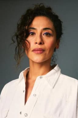 Vicky Araico headshot