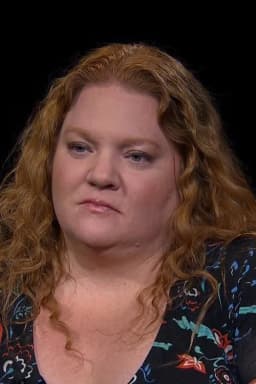 Molly McKew headshot