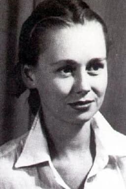 Jennifer Kendal headshot
