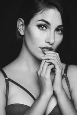 Cintia García headshot