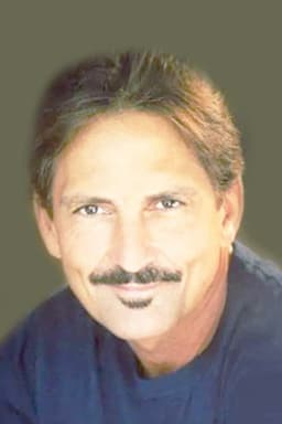 Conrad Dunn headshot