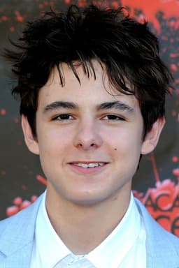 Max Charles headshot