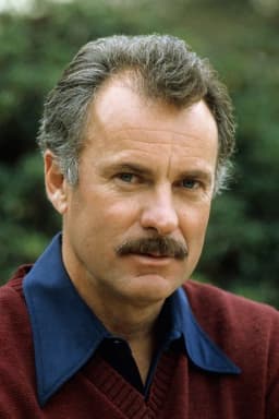 Dabney Coleman headshot