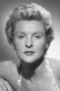 Elaine Stritch headshot