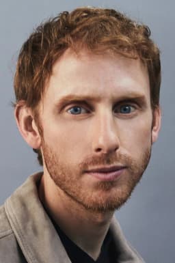Robert Emms headshot