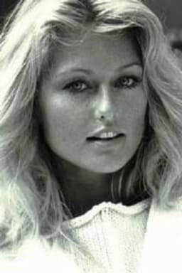 Mary Stavin headshot