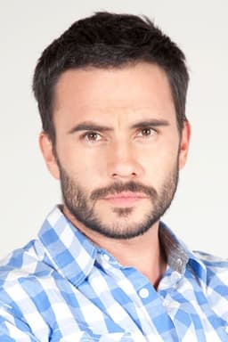 Juan Pablo Raba headshot