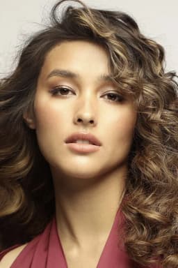 Liza Soberano headshot