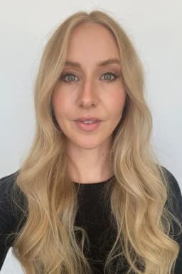 Marni Russo headshot