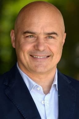 Luca Zingaretti headshot