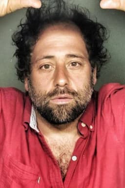 Sebastián Mogordoy headshot