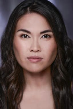 Rhoslynne Bugay headshot