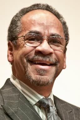 Tim Reid headshot