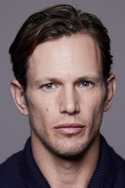 Kip Pardue headshot