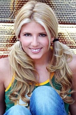 Eryn Brooke headshot